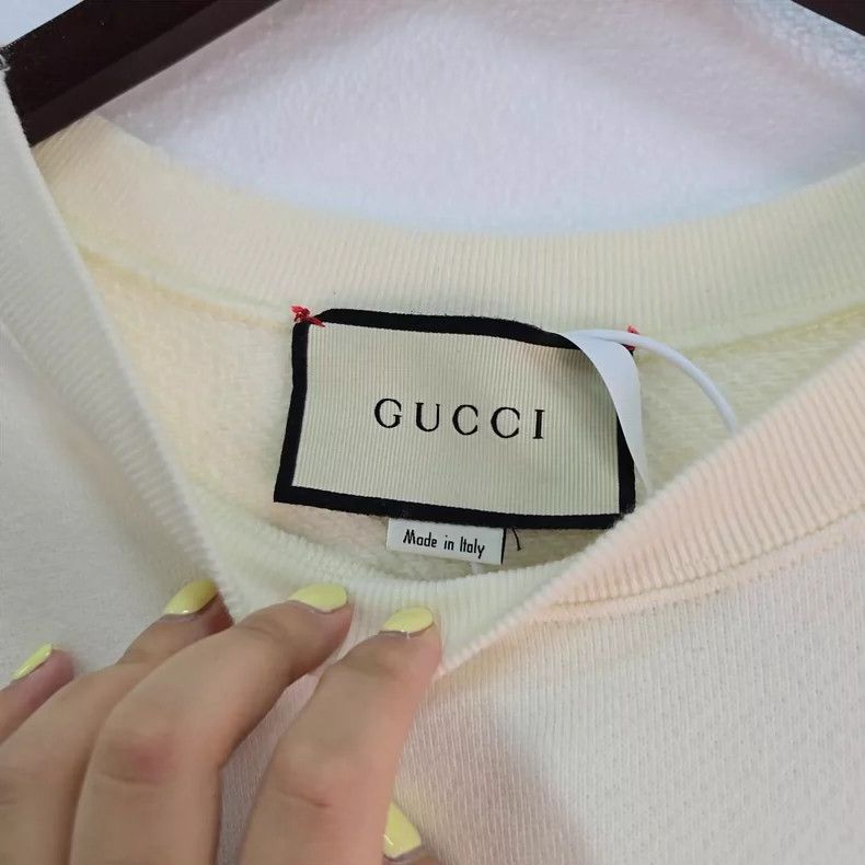 Gucci Gucci Beige graffiti letter belt printed round-neck sweats Size US M / EU 48-50 / 2 - 3 Thumbnail