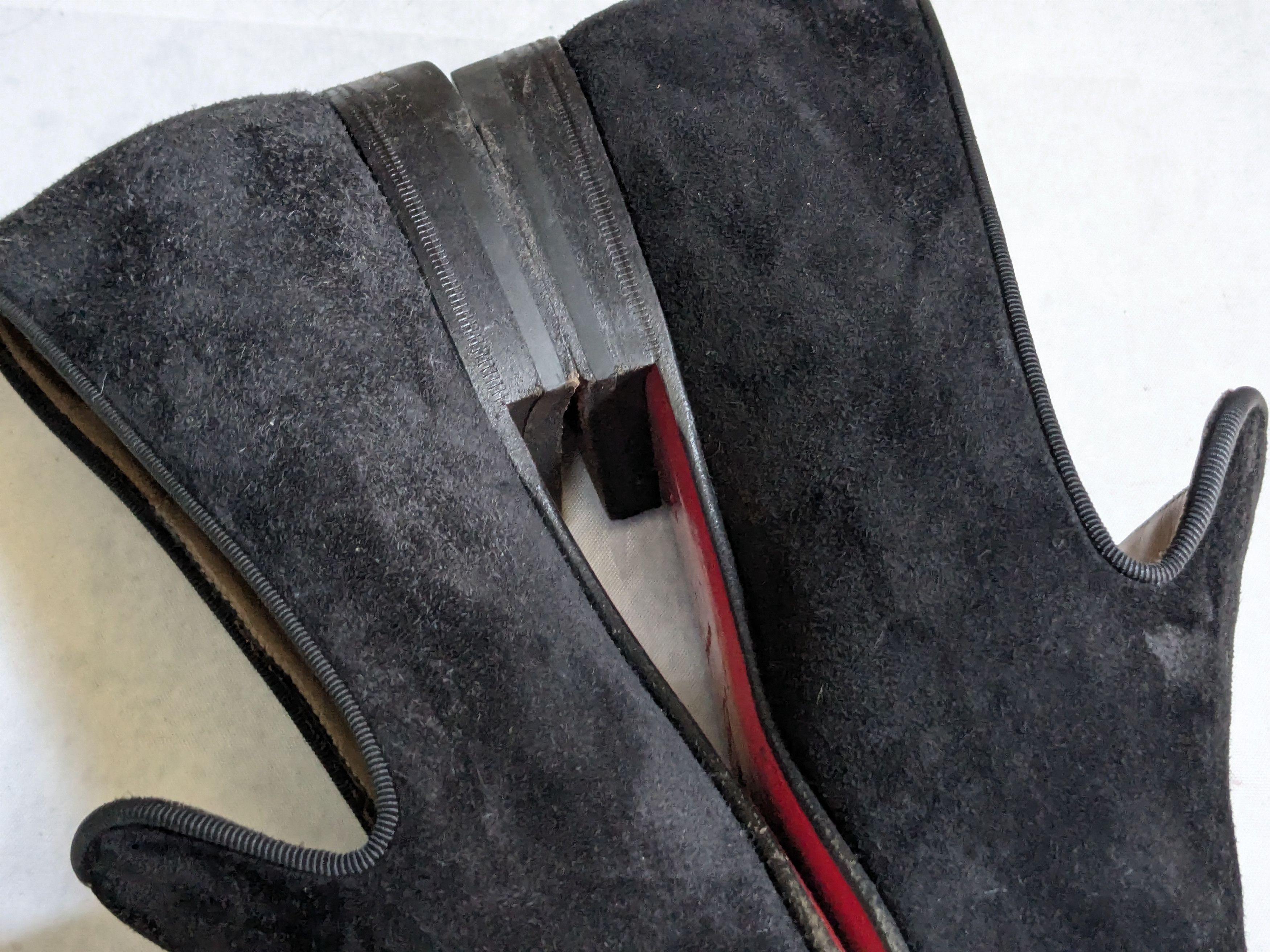 Christian Louboutin Christian Louboutin Spike Loafers Black Suede 9 42 Size US 9 / EU 42 - 9 Thumbnail