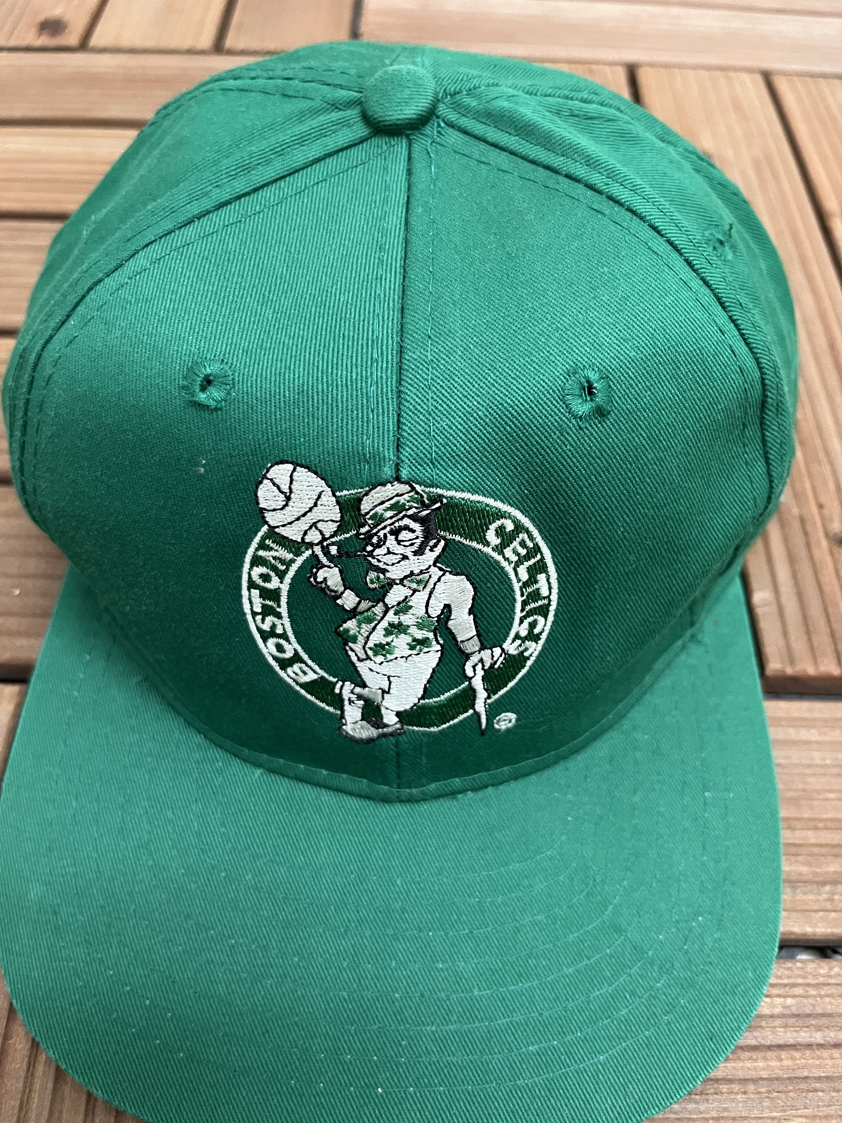Vintage Boston Celtics Embroidered Vintage Snap Back Hat Size ONE SIZE - 3 Thumbnail