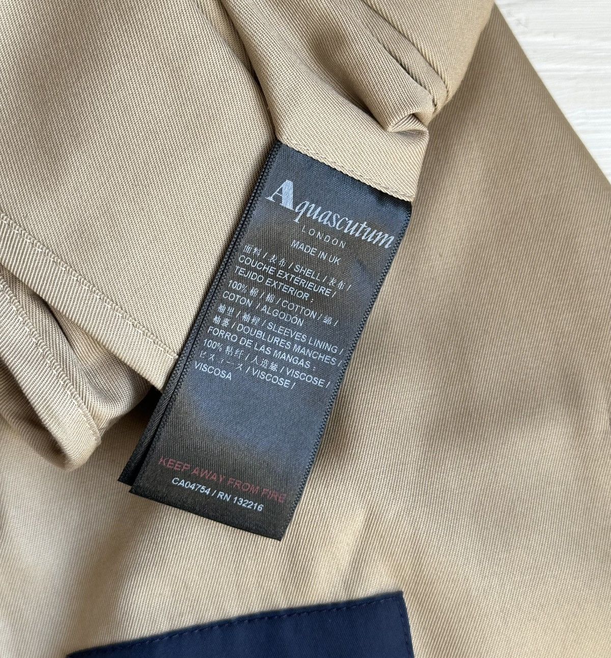 Aquascutum Aquascutum London Double Breasted Trench Coat England Check Size US S / EU 44-46 / 1 - 15 Thumbnail