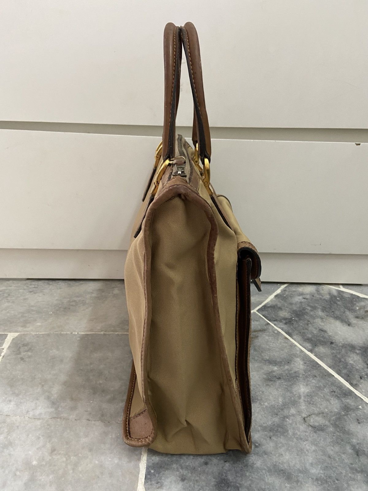 Gucci Vintage Gucci Monogram Canvas GG Leather Bag Size ONE SIZE - 3 Thumbnail