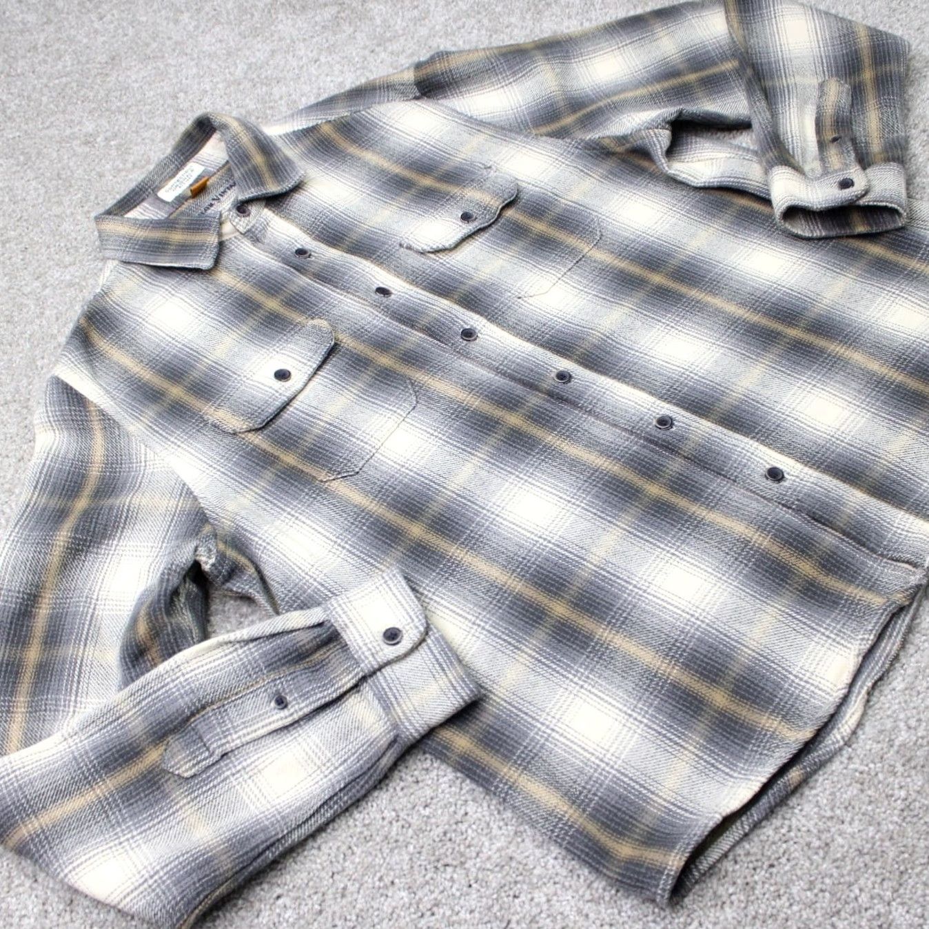 Vintage Tailor Vintage Shirt Mens Large Gray/Yellow Cotton Flannel Long Sleeve Button-Up, Plaid, Heavy Size US L / EU 52-54 / 3 - 4 Thumbnail