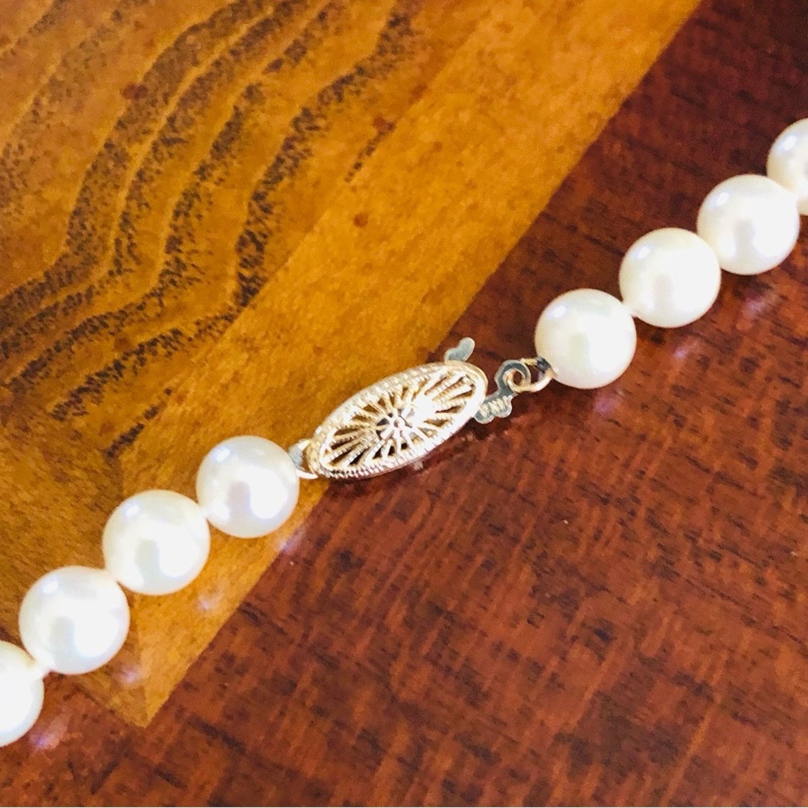 Vintage Vintage genuine freshwater pearl 14k gold box clasp necklace Size ONE SIZE - 9 Thumbnail