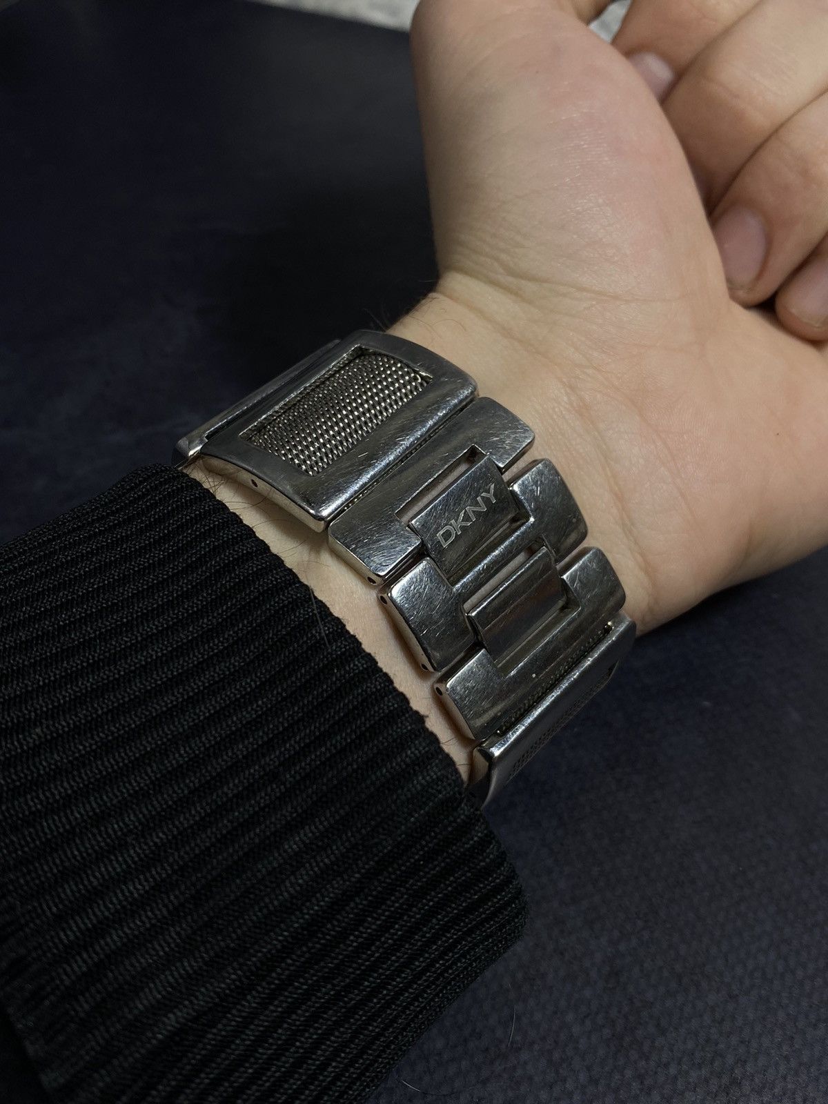 Hysteric Glamour DKNY Vintage 00s Stainless Steel Cuff Watch | Bold Design Size ONE SIZE - 11 Thumbnail
