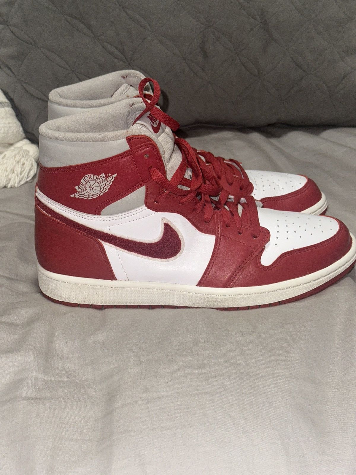 Nike Jordan 1 HI 9.5mens/11 women’s Size US 9.5 / EU 42-43 - 1 Thumbnail