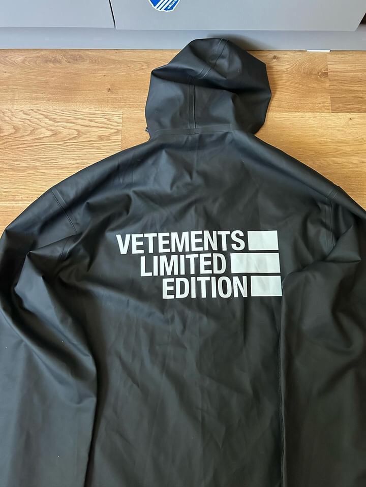 Vetements BNWT Very Rare Vetements Raincoat Jacket Grailed