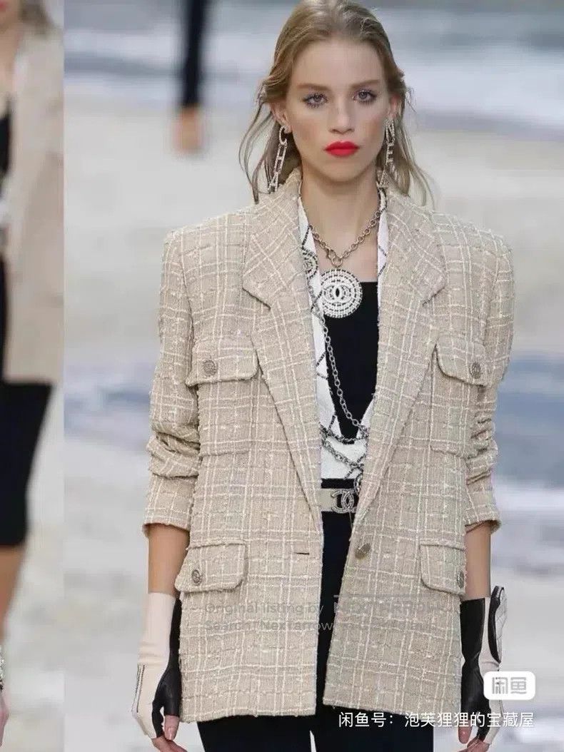 Chanel Chanel 19S beach series gold plaid long-sleeved suit jacke Size XXS / US 00 / IT 34 - 8 Thumbnail