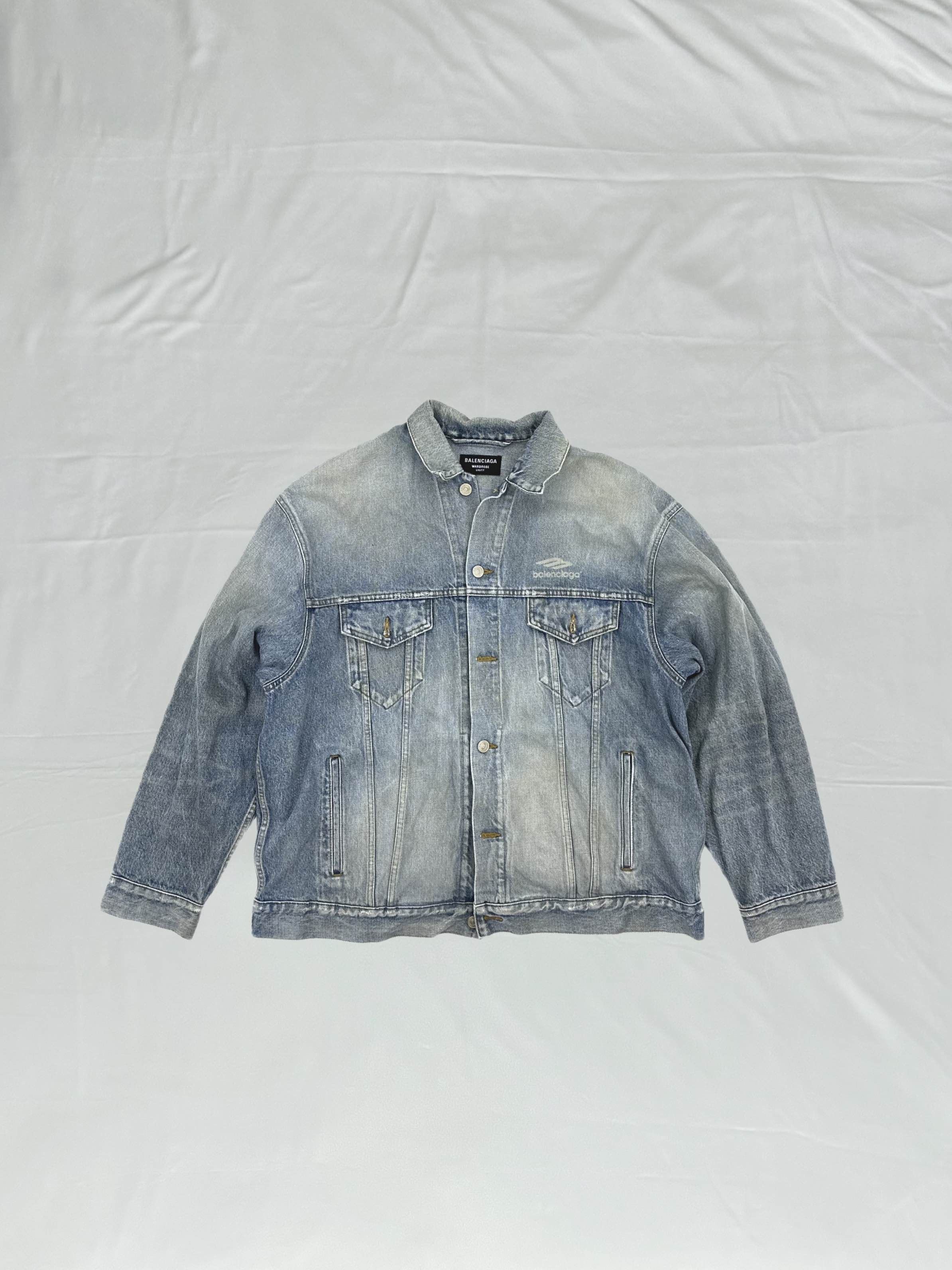 Balenciaga Balenciaga Logo Denim Jacket Size L Size US L / EU 52-54 / 3 - 1 Thumbnail