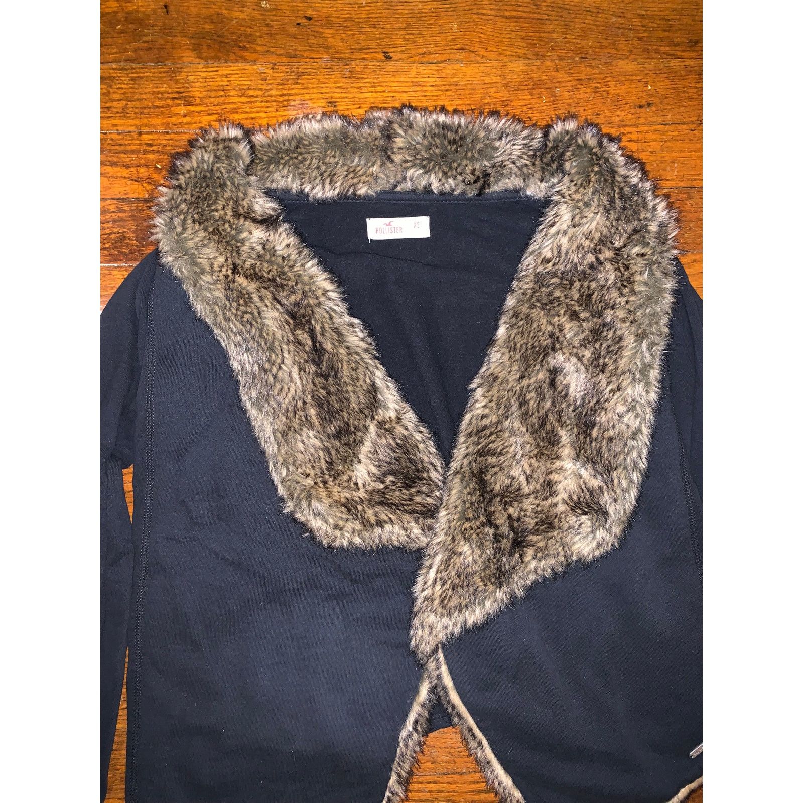 Hollister Hollister Faux Fur Collar Black Cardigan Womens XS Y2K Cozy Size XS / US 0-2 / IT 36-38 - 7 Thumbnail