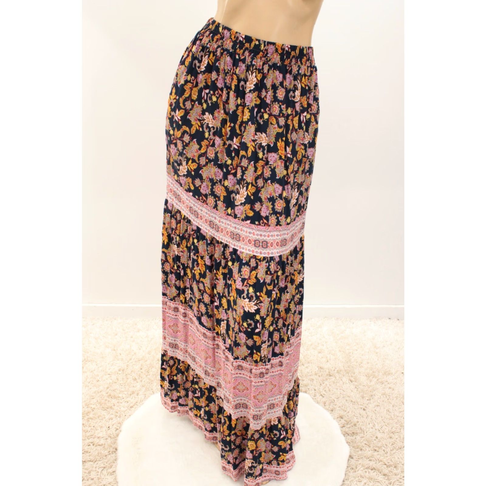 Vintage VINTAGE Ces Femme Boho Pull-On Maxi Skirt Women's S Navy Floral Fairy Cottage Core Skirt Long Bohemian 90s Theme Womens Size 28" / US 6 / IT 42 - 5 Thumbnail