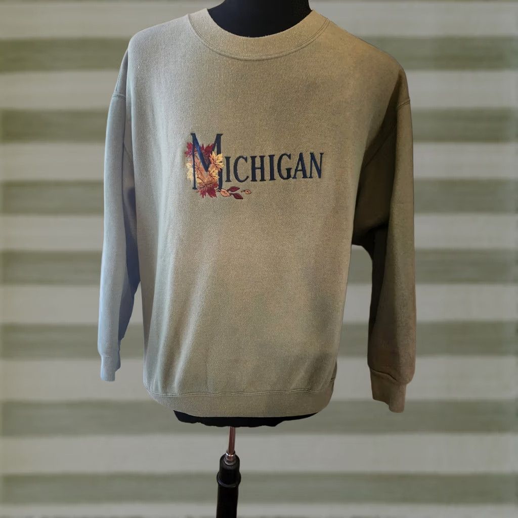 Vintage VINTAGE Michigan Embroidered Fall Leaves Green Sweatshirt L Desert Heat Men Size L Size US L / EU 52-54 / 3 - 1 Thumbnail