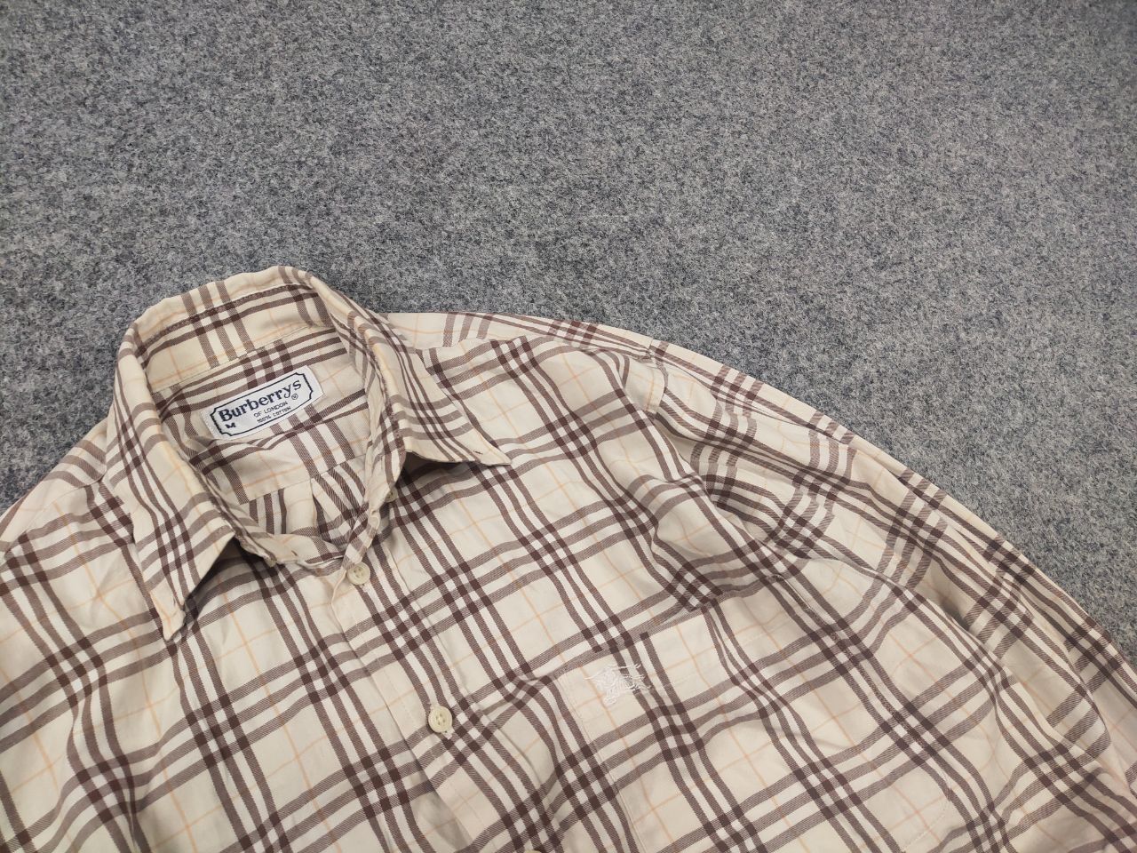Burberry Burberrys Vintage 90's Nova Check Button long sleeve shirt Size US M / EU 48-50 / 2 - 4 Thumbnail