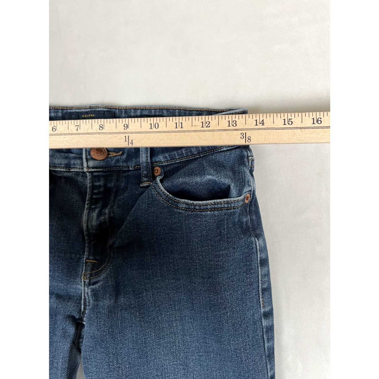 Lucky Brand Lucky Brand Sweet Straight Jeans Womens 4 Blue Medium Wash Stretch Denim Size 27" / US 4 / IT 40 - 6 Thumbnail