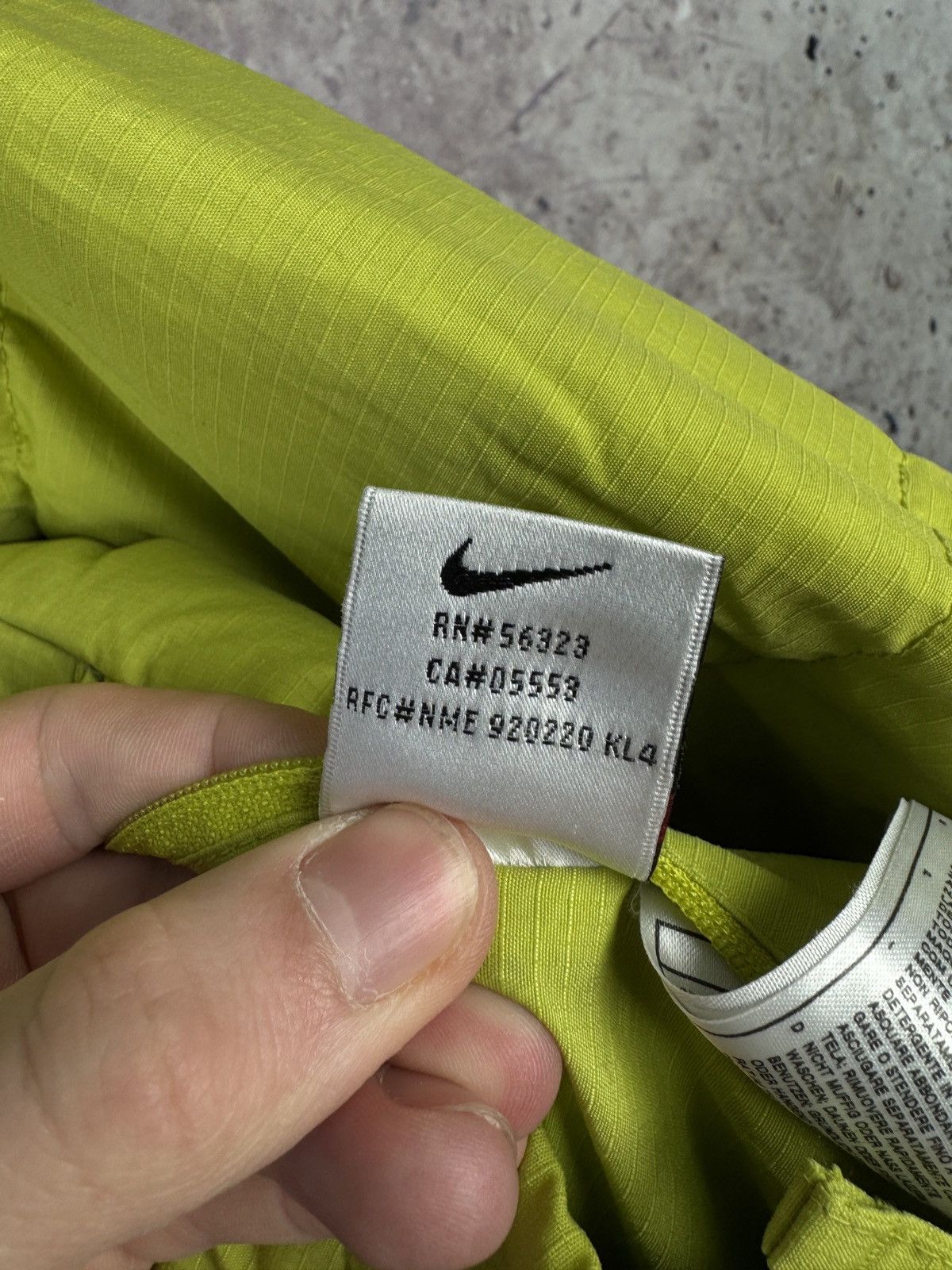 Vintage Men’s Nike Reversible Jacket Big Logo Streetwear Size Medium Size US M / EU 48-50 / 2 - 10 Thumbnail