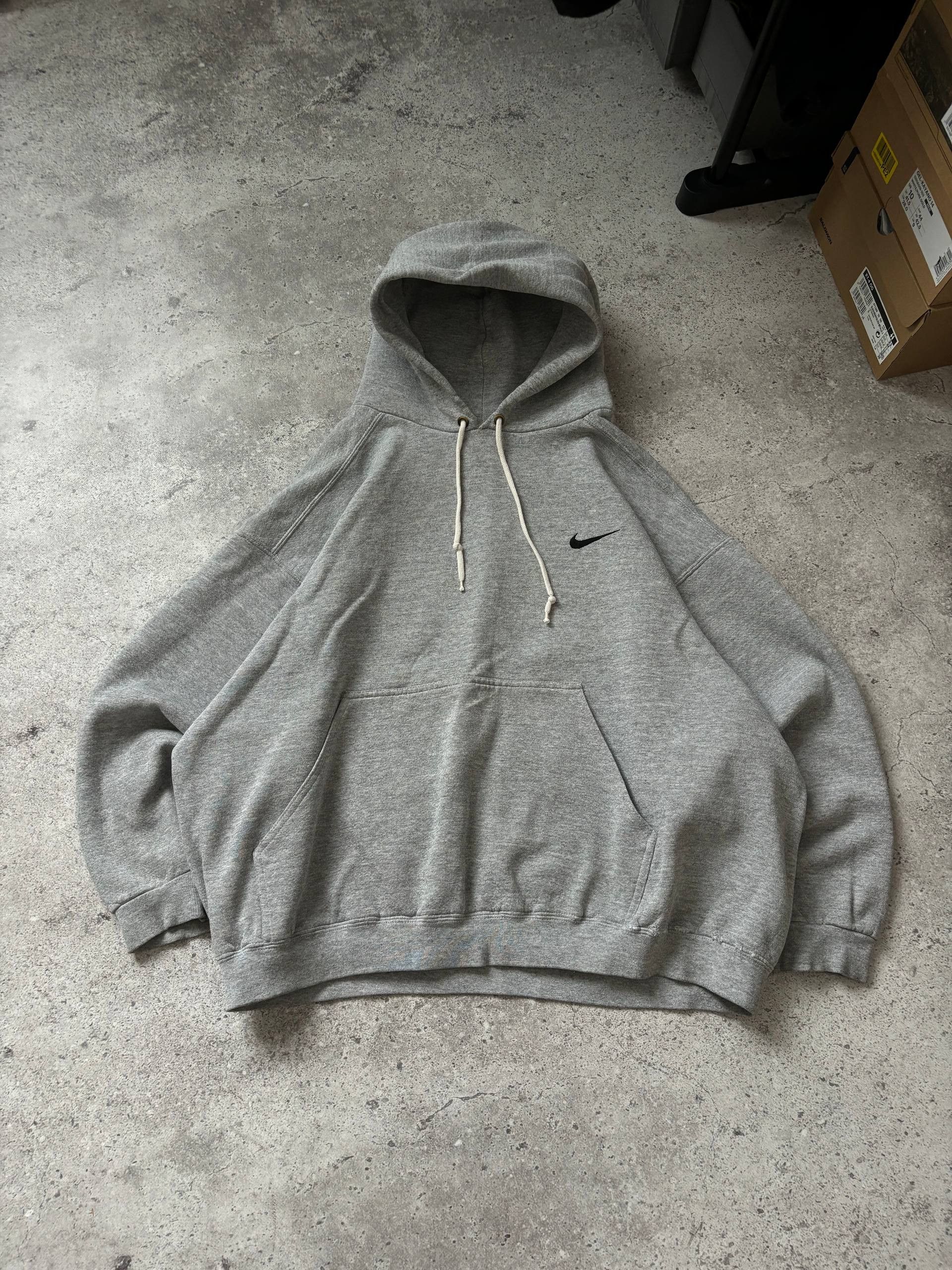Nike True 90's Nike Vintage Distressed Boxy Fit Hoodie Mini Logo Size US XL / EU 56 / 4 - 1 Thumbnail