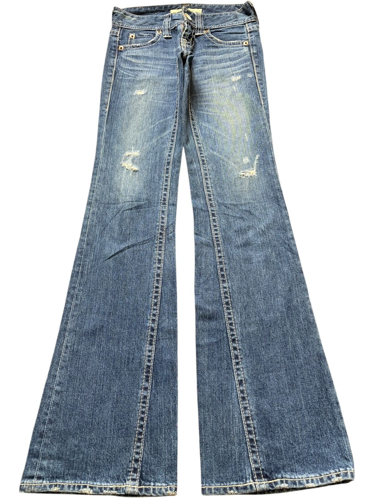 Uniqlo Vintage Uniqlo Blue Wash Distressed Flare Jeans Size 26" / US 2 / IT 38 - 1 Thumbnail