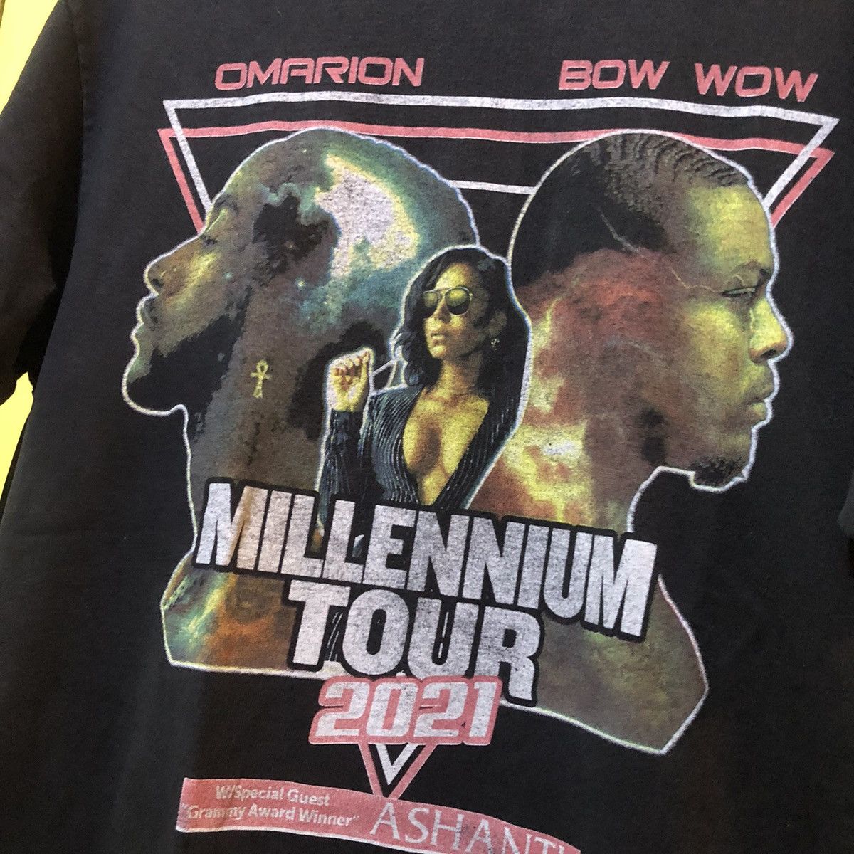 Band Tees Millenium Tour bow wow Omarion Tour tee Size US L / EU 52-54 / 3 - 3 Thumbnail