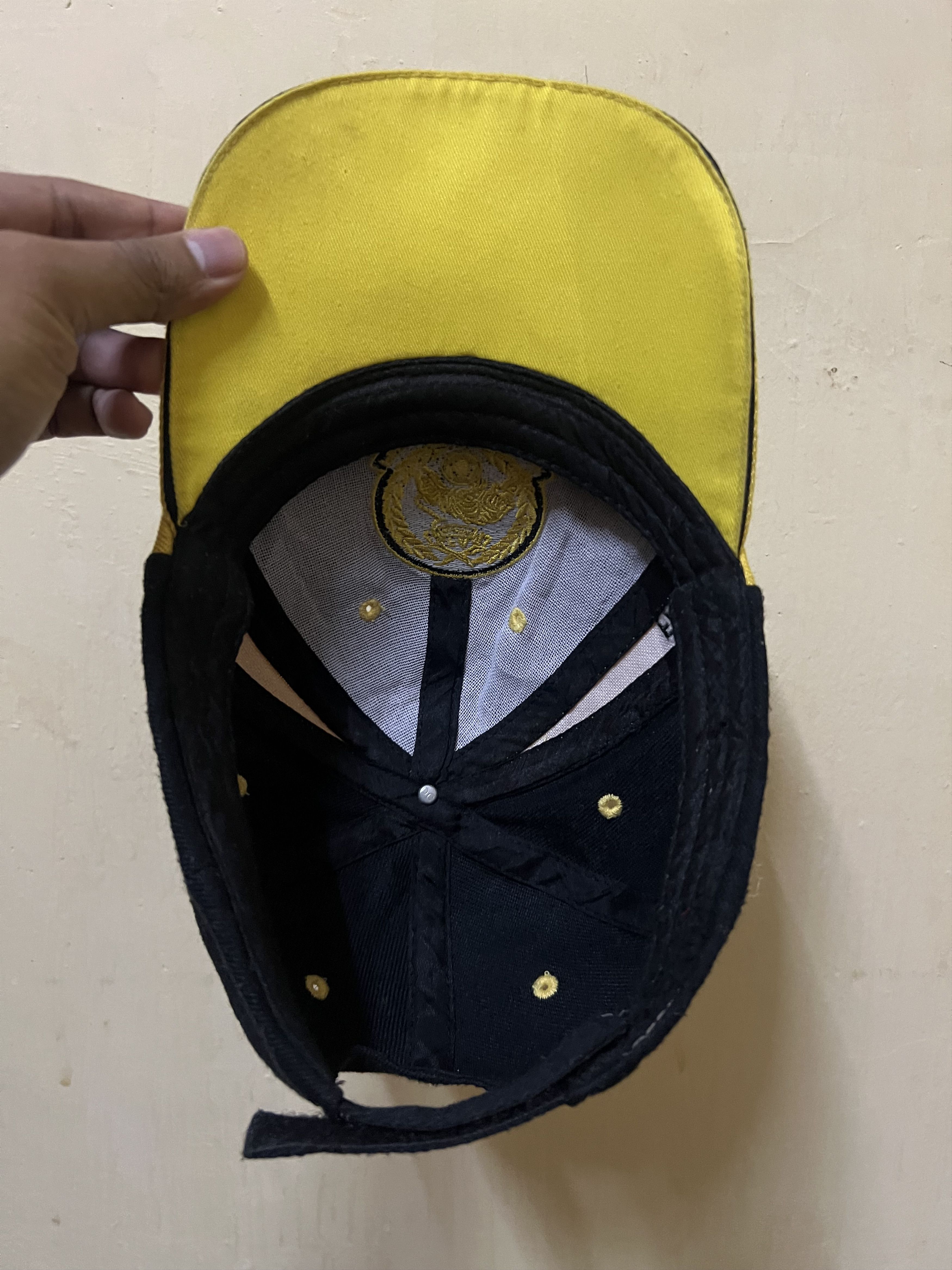 Vintage Vintage Harimau Malaya Malaysia Football Hat Size ONE SIZE - 8 Thumbnail