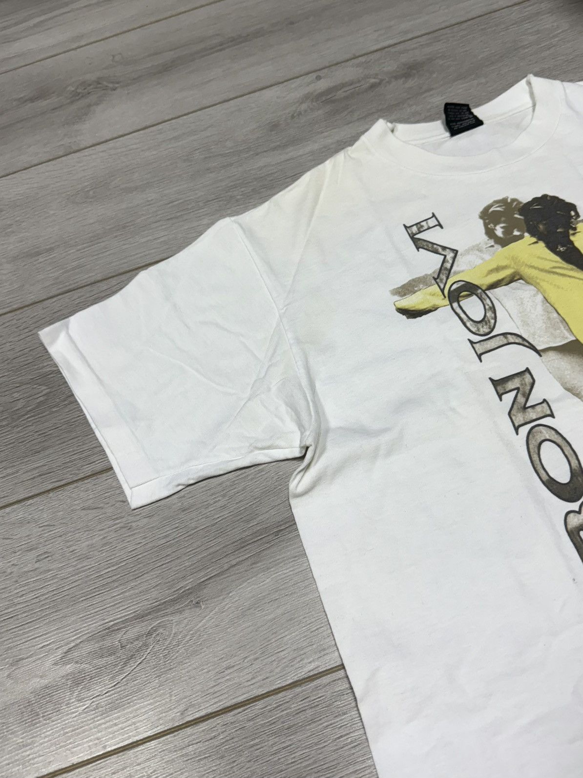 Bon Jovi Bon Jovi 1992 Keep the Faith vintage t shirt Acme Australia Size US L / EU 52-54 / 3 - 7 Thumbnail