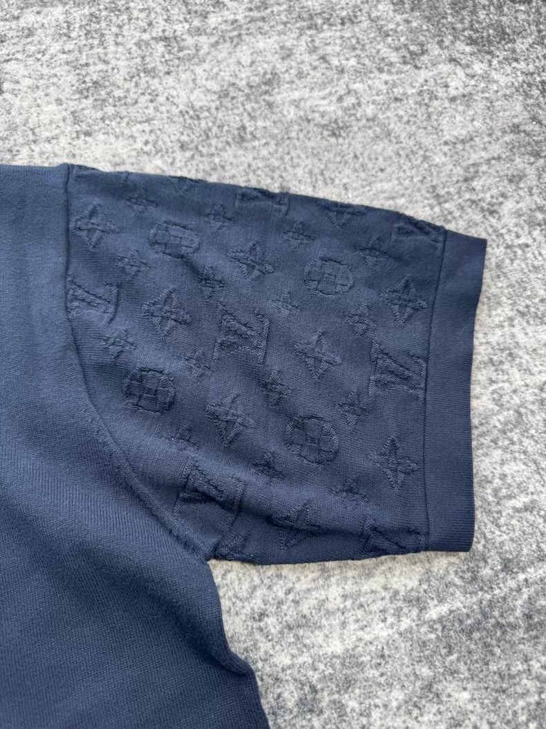 Louis Vuitton Louis Vuitton Dark blue arms embossed full print knitted s Size US L / EU 52-54 / 3 - 7 Thumbnail
