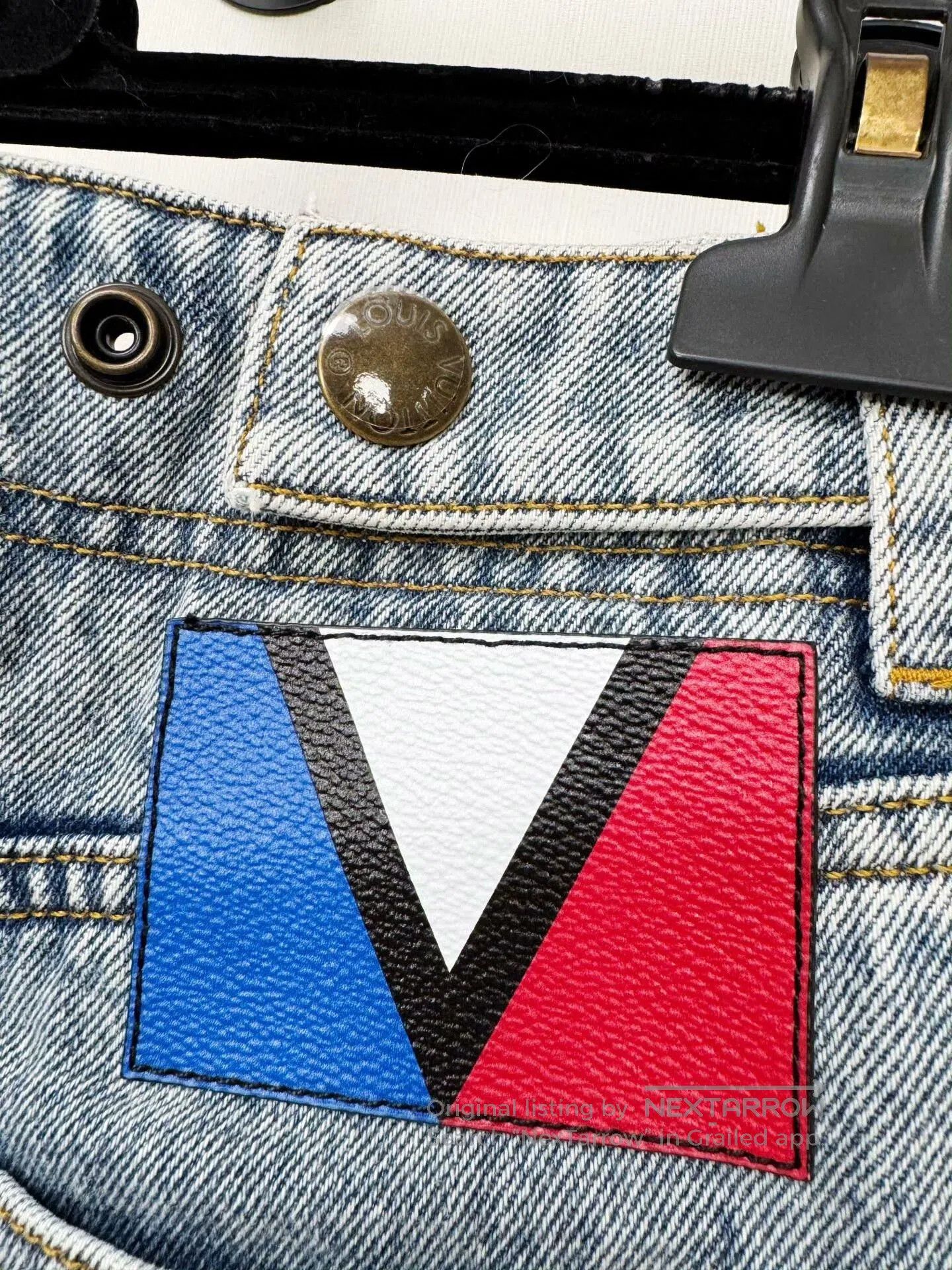 Louis Vuitton Louis Vuitton Denim Mini Skirt. Size US 34 / EU 50 - 5 Thumbnail