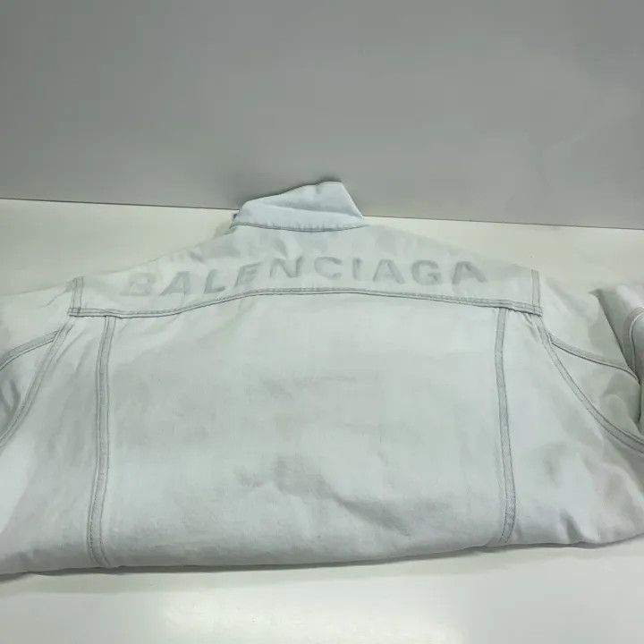 Balenciaga Balenciaga Embroidered Logo Denim Jacket Light Blue 0079-25 Size US S / EU 44-46 / 1 - 8 Thumbnail