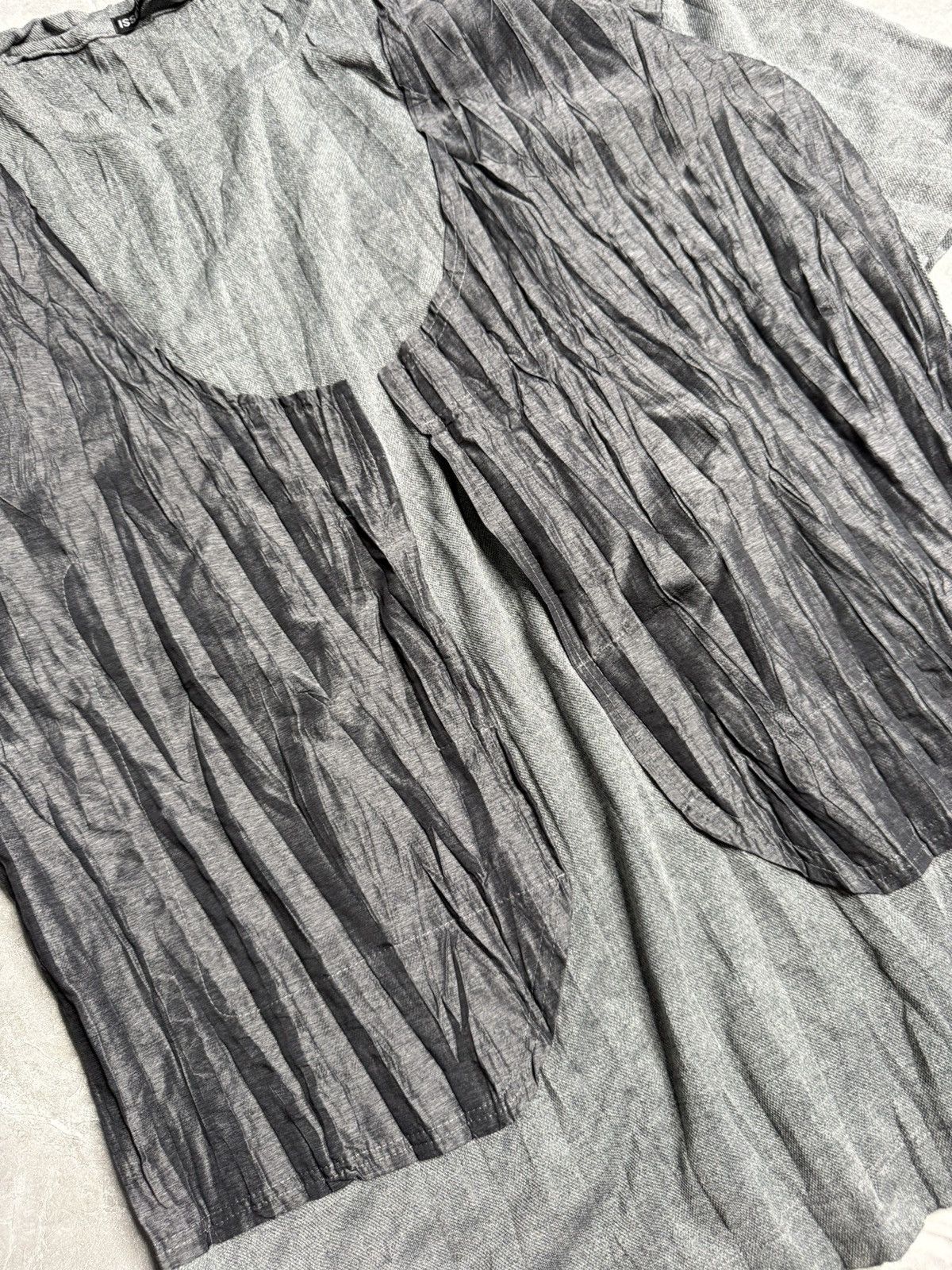 Issey Miyake Issey Miyake Men F/W 16 Wrinkled Pleated Tee Size US L / EU 52-54 / 3 - 4 Thumbnail