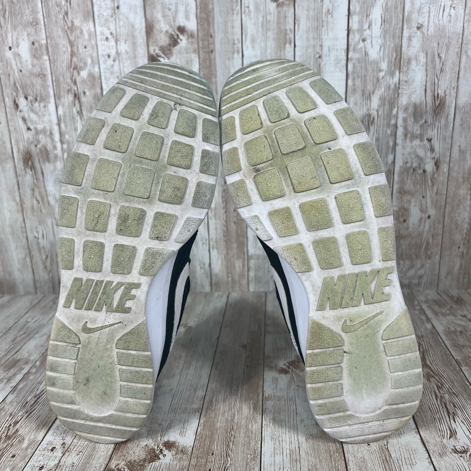 Nike Nike Tanjun white black Womens 10 Size US 10 / IT 40 - 7 Thumbnail