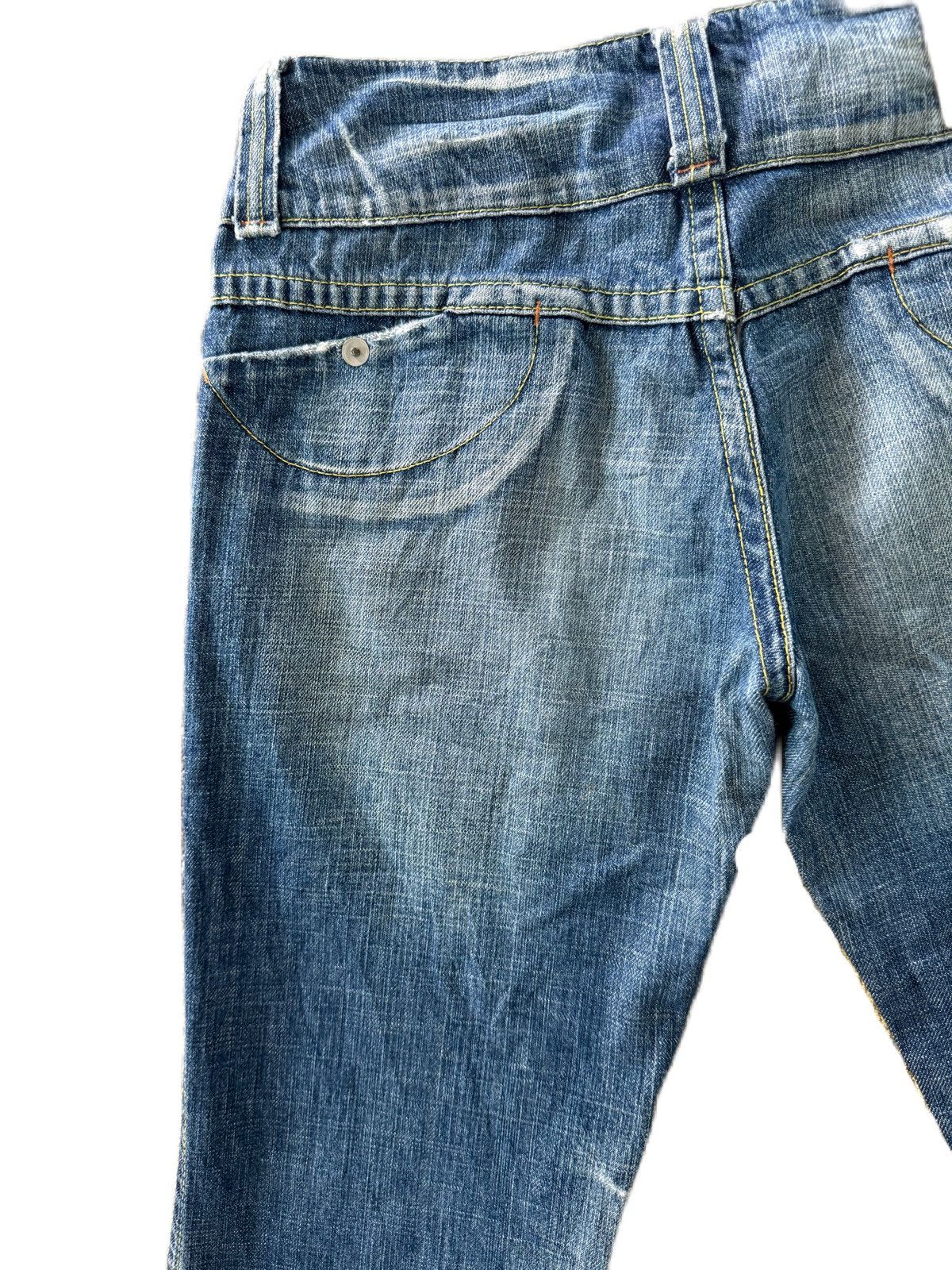 If Six Was Nine Super Flare Red Pepper Distress Denim Low Rise Size US 31 - 4 Thumbnail
