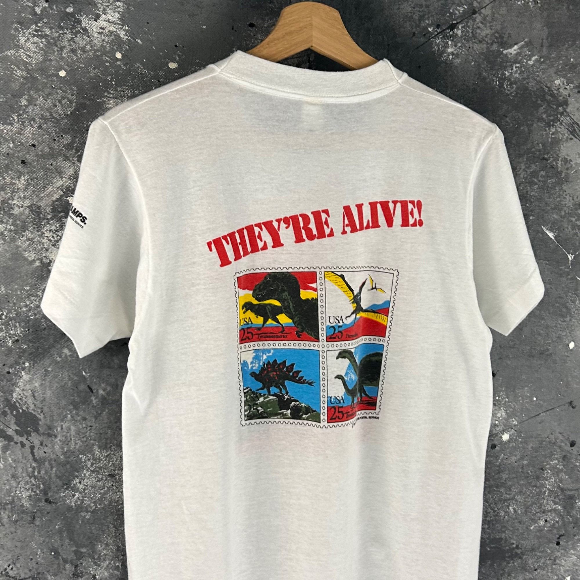 Arts & Science × Vintage Vintage 1980’s Dinosaur USPS stamp shirt Size US XS / EU 42 / 0 - 4 Thumbnail