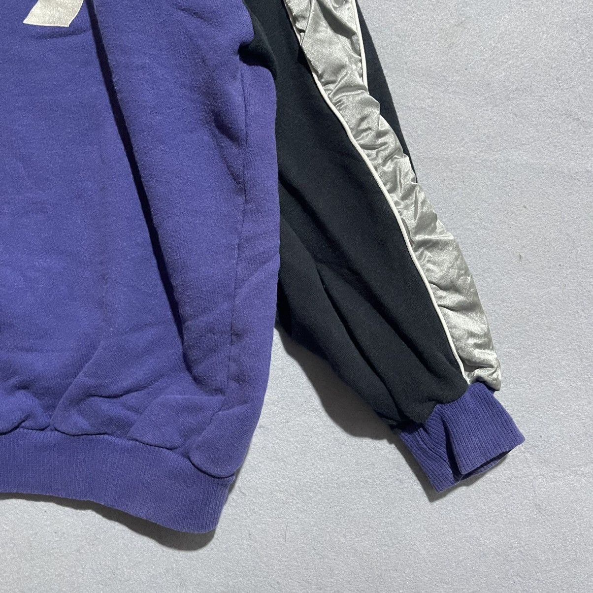 Japanese Brand Vintage 1990s B-29 Japan “We Only Have The Best” Sweatshirt Size US L / EU 52-54 / 3 - 4 Thumbnail