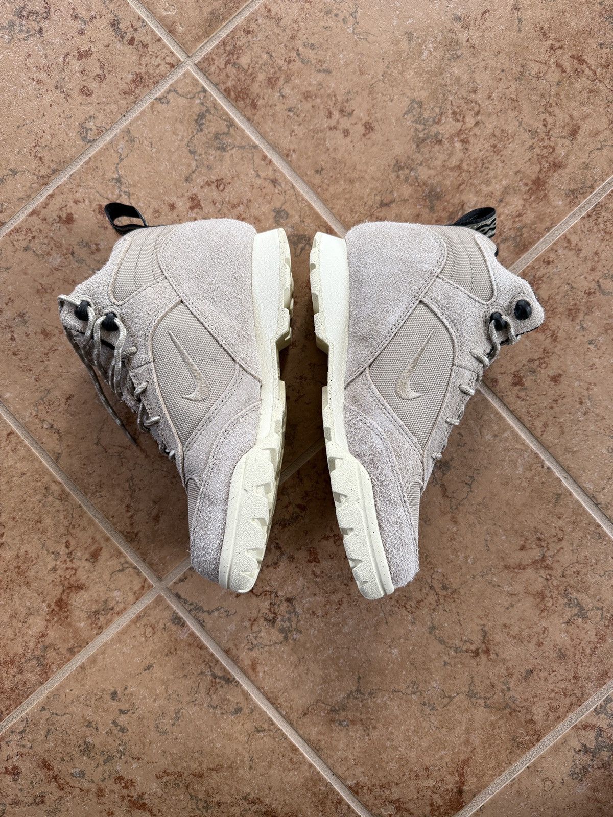 Nike × Nike ACG Nike ACG boots Size US 6 / EU 39 - 3 Thumbnail