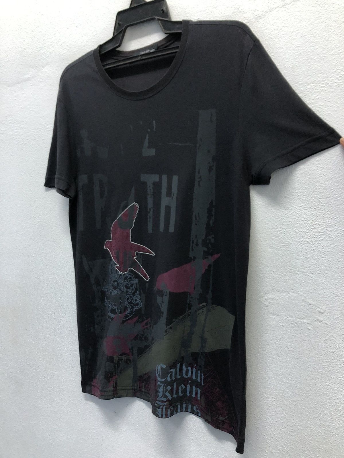Calvin Klein Vintage Calvin Klein Jeans T-Shirt Size US L / EU 52-54 / 3 - 5 Thumbnail