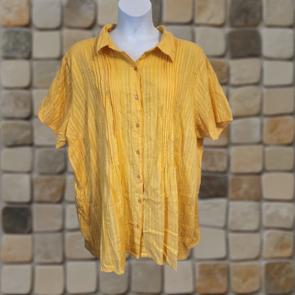 Vintage Only Necessities Yellow Textured Stripe Pleated Button Down Blouse Shirt 3X Women Size XXL / US 16-18 / IT 52-54 - 1 Thumbnail