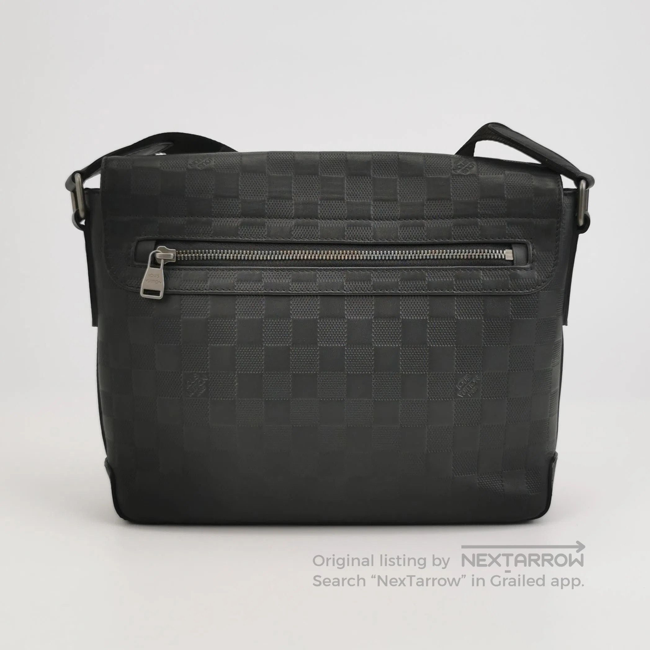 Louis Vuitton Louis Vuitton District Checkerboard Leather Crossbody Bag. Size ONE SIZE - 1 Thumbnail