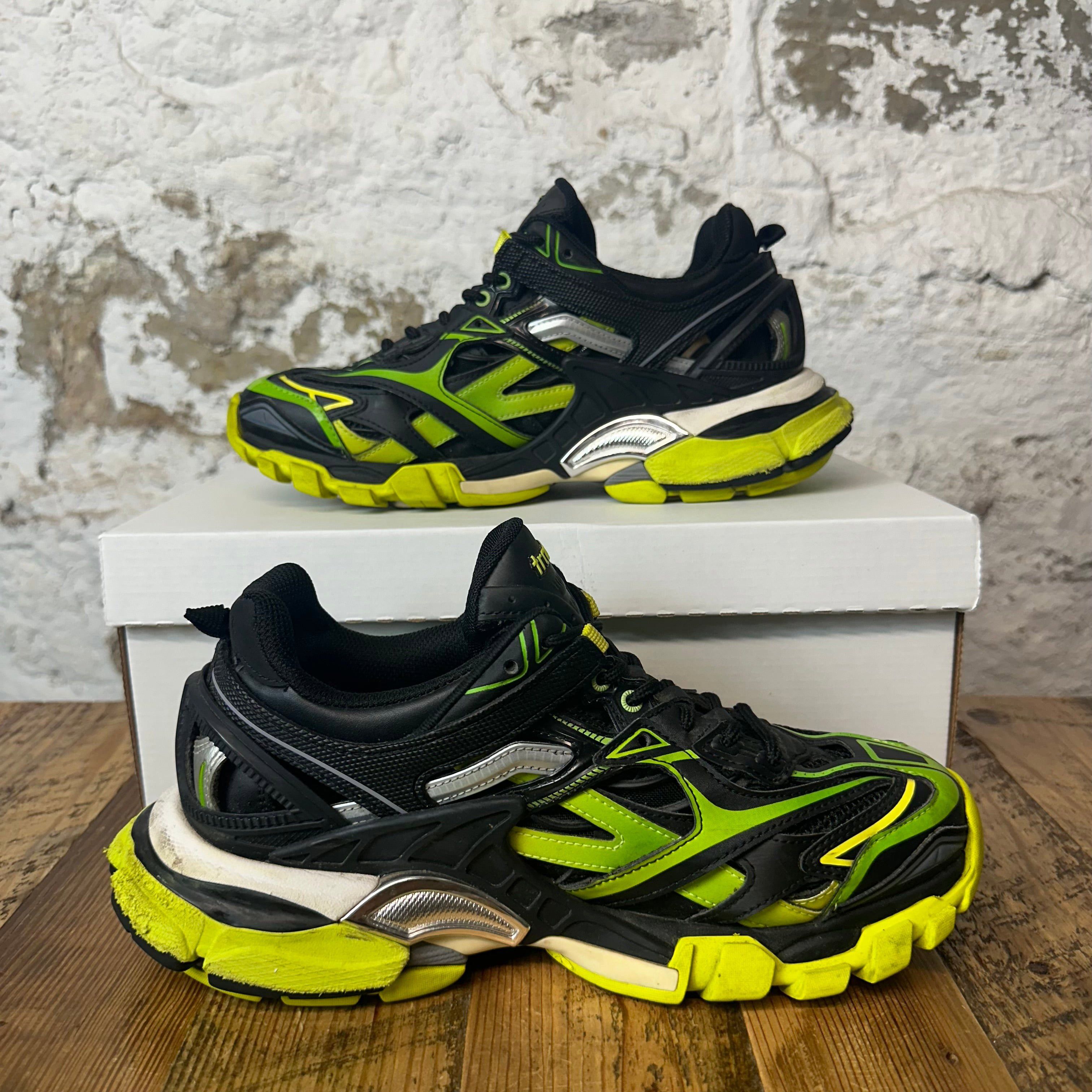 Balenciaga Balenciaga Track 2 Black Neon Green Sz 6 (39) Size US 6 / EU 39 - 2 Thumbnail