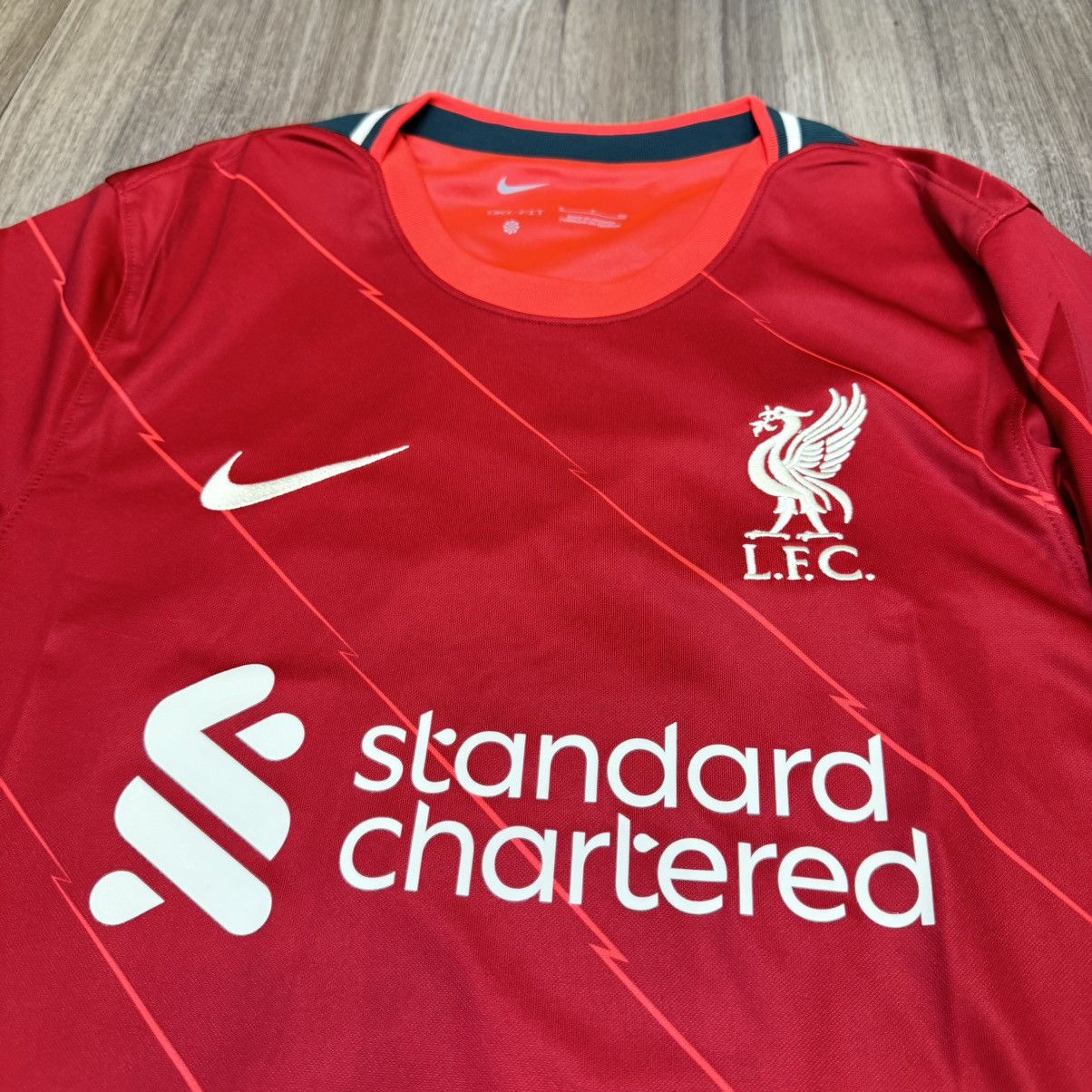 Nike Liverpool 21/22 home shirt #20 Diogo jota (bnwt) Size US S / EU 44-46 / 1 - 3 Thumbnail