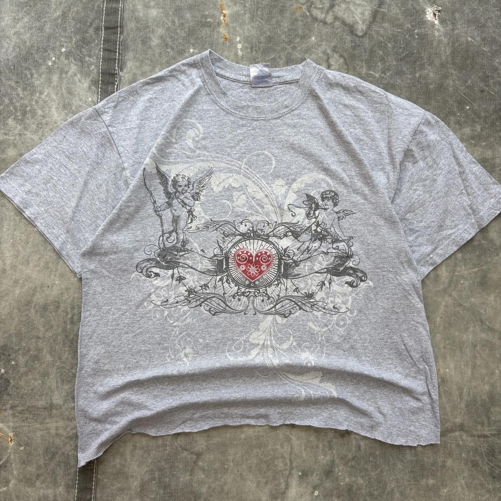 Gildan Vintage Y2K Cropped Affliction Style Cupid Love Grunge Shirt Size US L / EU 52-54 / 3 - 1 Thumbnail