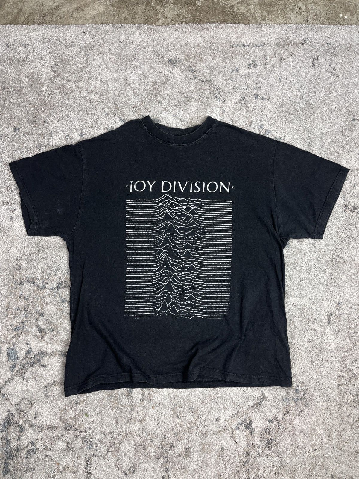 Band Tees JOY DIVISION UNKNOWN PLEASURES FADED VINTAGE RARE TEE - 012 Size US L / EU 52-54 / 3 - 1 Thumbnail