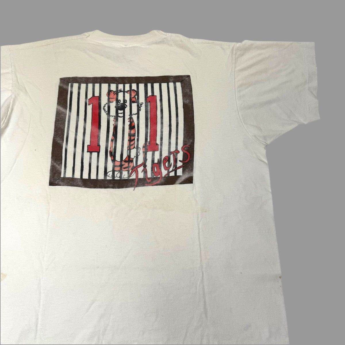 Vintage Vintage 1990s elevenworth tshirt Size US XL / EU 56 / 4 - 5 Thumbnail