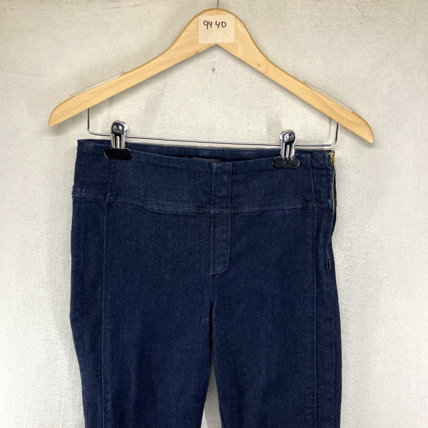 Guess GUESS Jeans Women's 27 Dark Indigo Blue Push Up Leggings Stretch Denim Jeans Slim Mid Rise Zipper Zip Pocket? (Note: Original did not specify pockets) Size 28" / US 6 / IT 42 - 5 Thumbnail