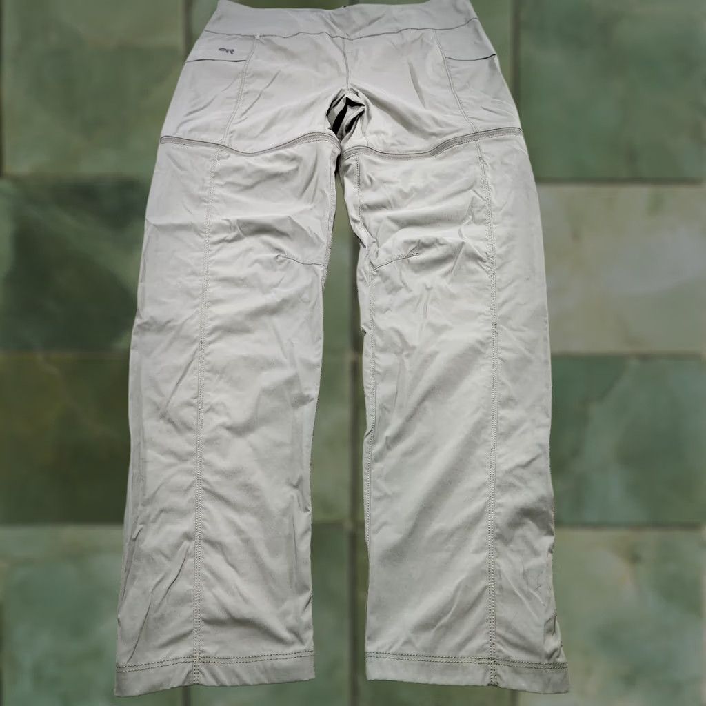 Outdoor Research Outdoor Research Women Pants Green Convertible Hiking Zip Off Stretch Size 8 Size 30" / US 8 / IT 44 - 1 Thumbnail