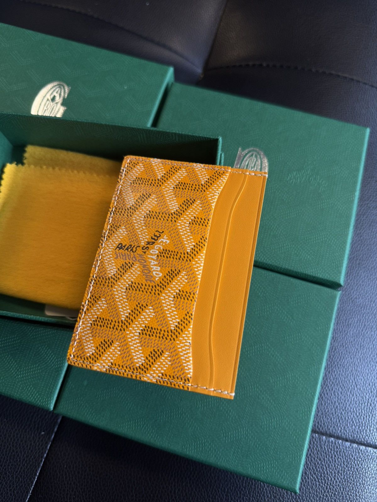 Goyard GOYARD Yellow Card Holder NEW W BOX Authentic Size ONE SIZE - 6 Thumbnail