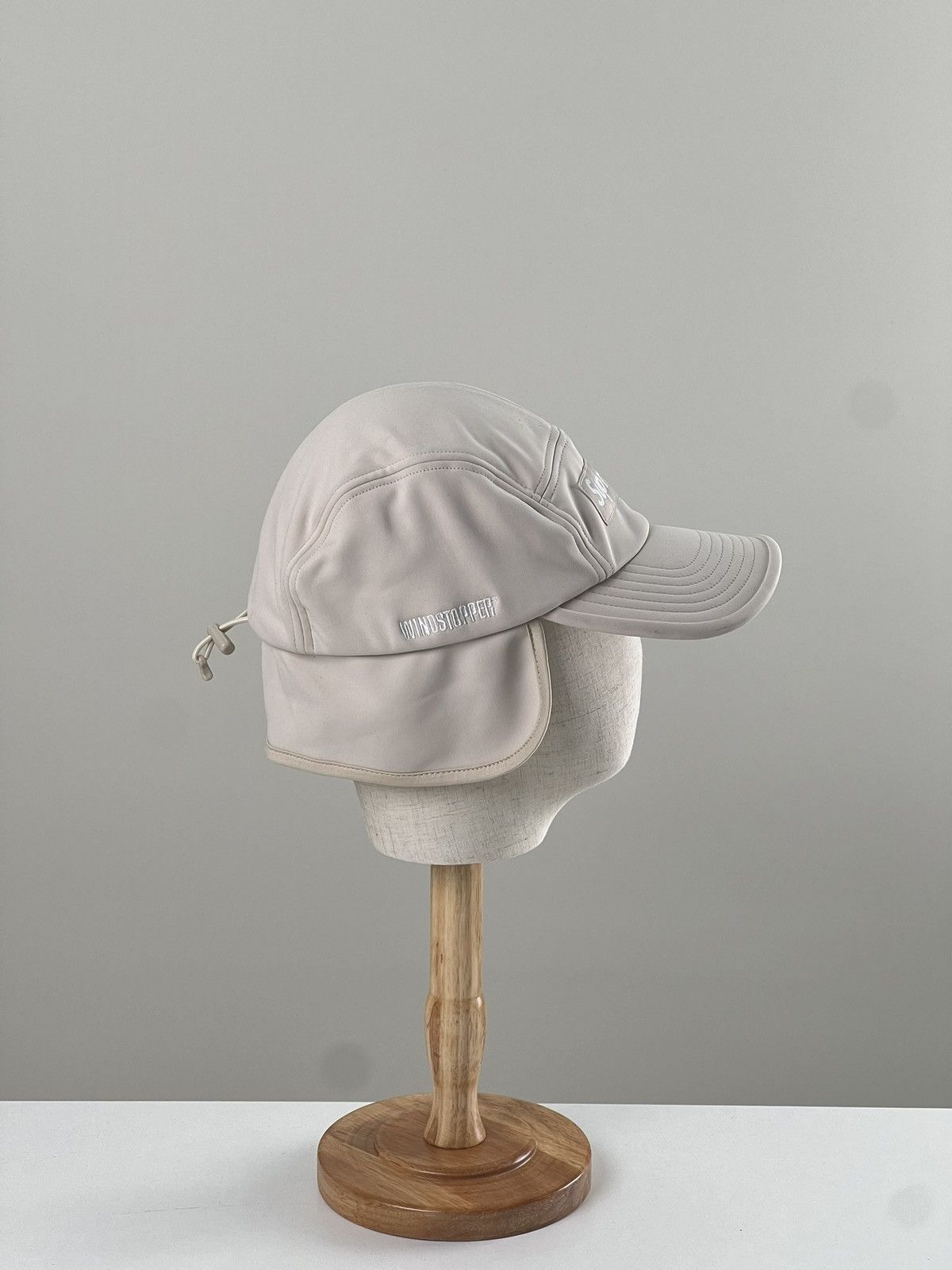 Supreme [SALE🎃] UNWORN* SUPREME Windstopper hat Size ONE SIZE - 8 Thumbnail