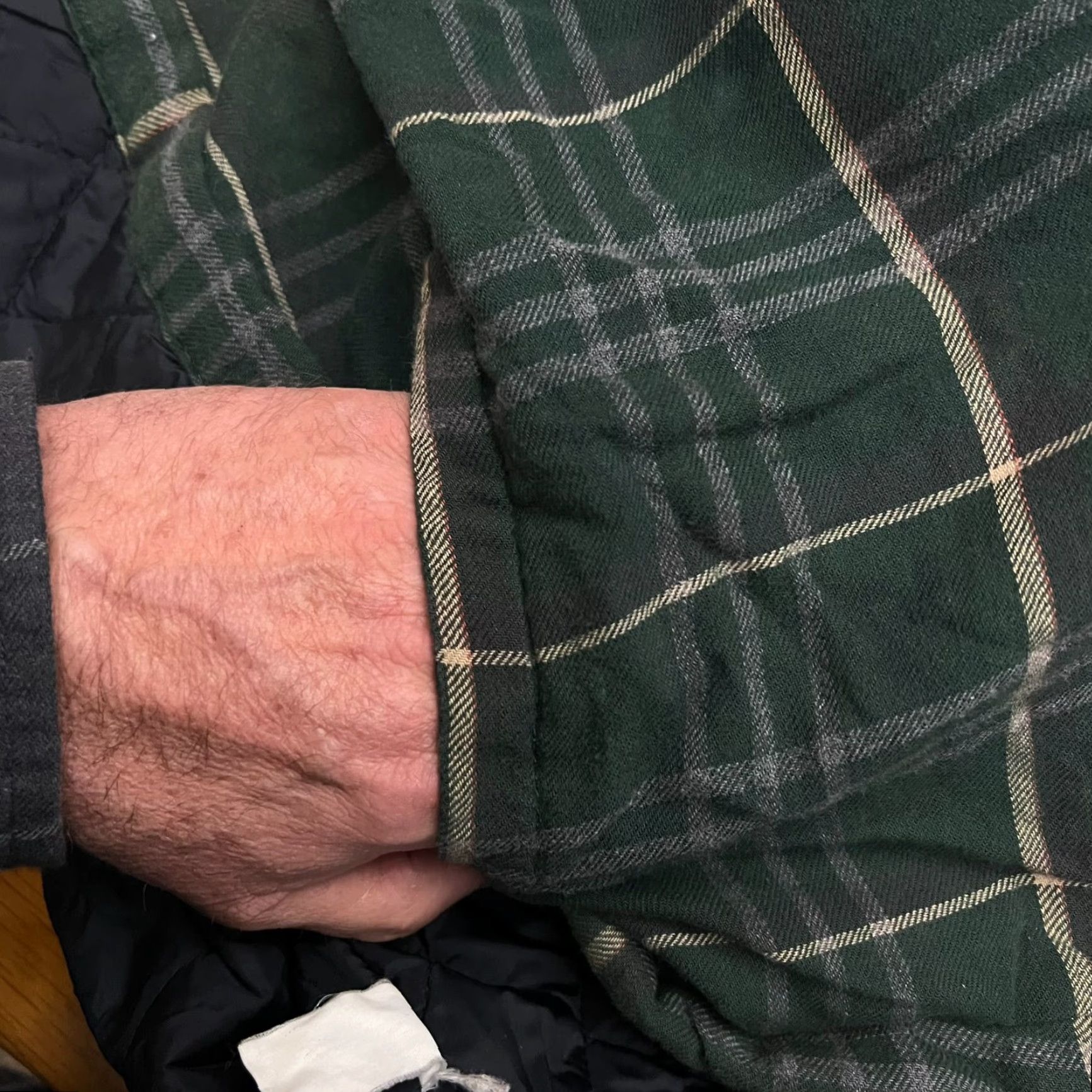 Vintage VINTAGE Canyon Guide Sweatshirt Cardigan Shirt Mens L Green Plaid Quilted Knit Cotton, Button Up, Lined, 90s Decade, Fall Winter Spring Size US L / EU 52-54 / 3 - 7 Thumbnail