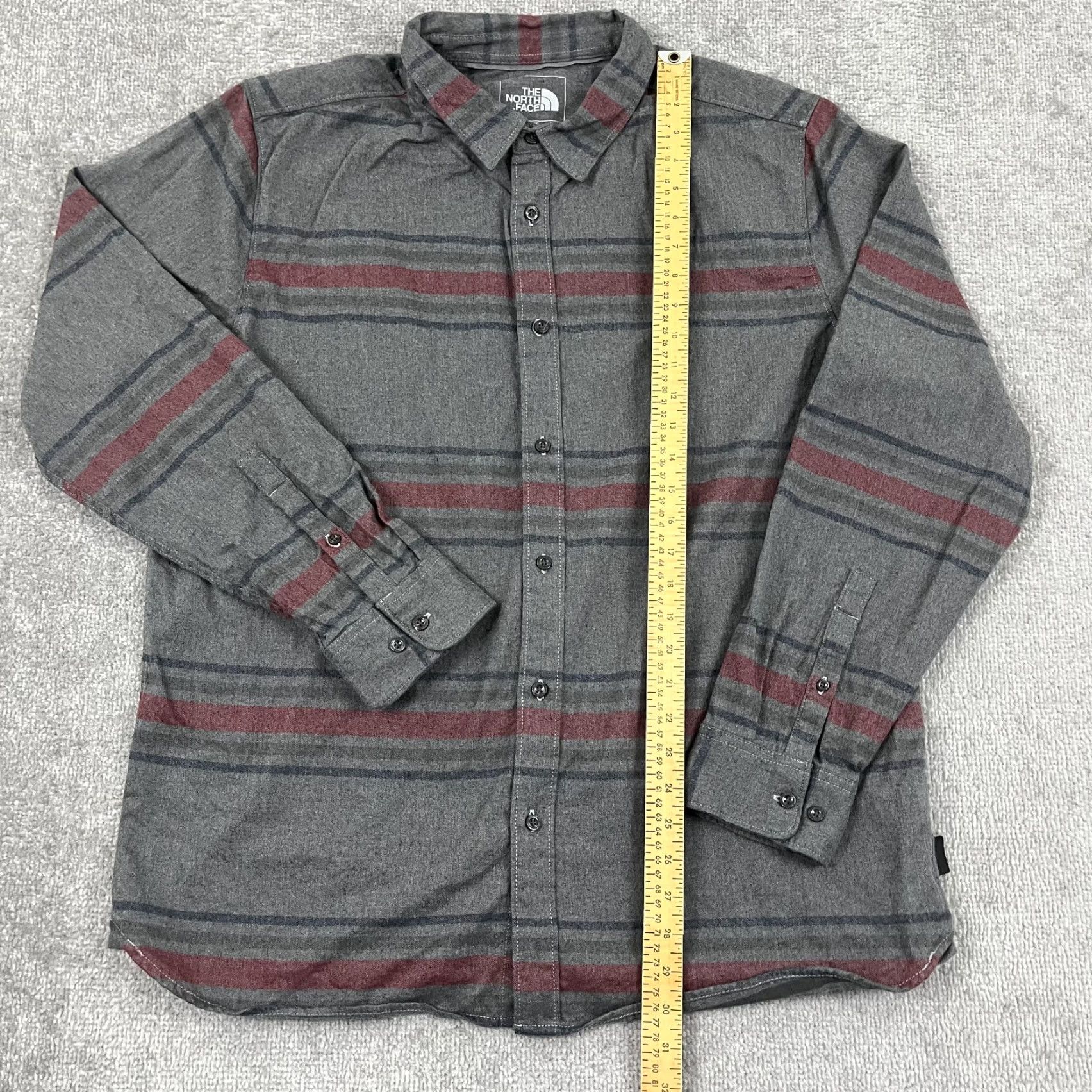 The North Face The North Face Approach Flannel Shirt Mens XL Gray Red Plaid Hiking Button Up Size US XL / EU 56 / 4 - 4 Thumbnail