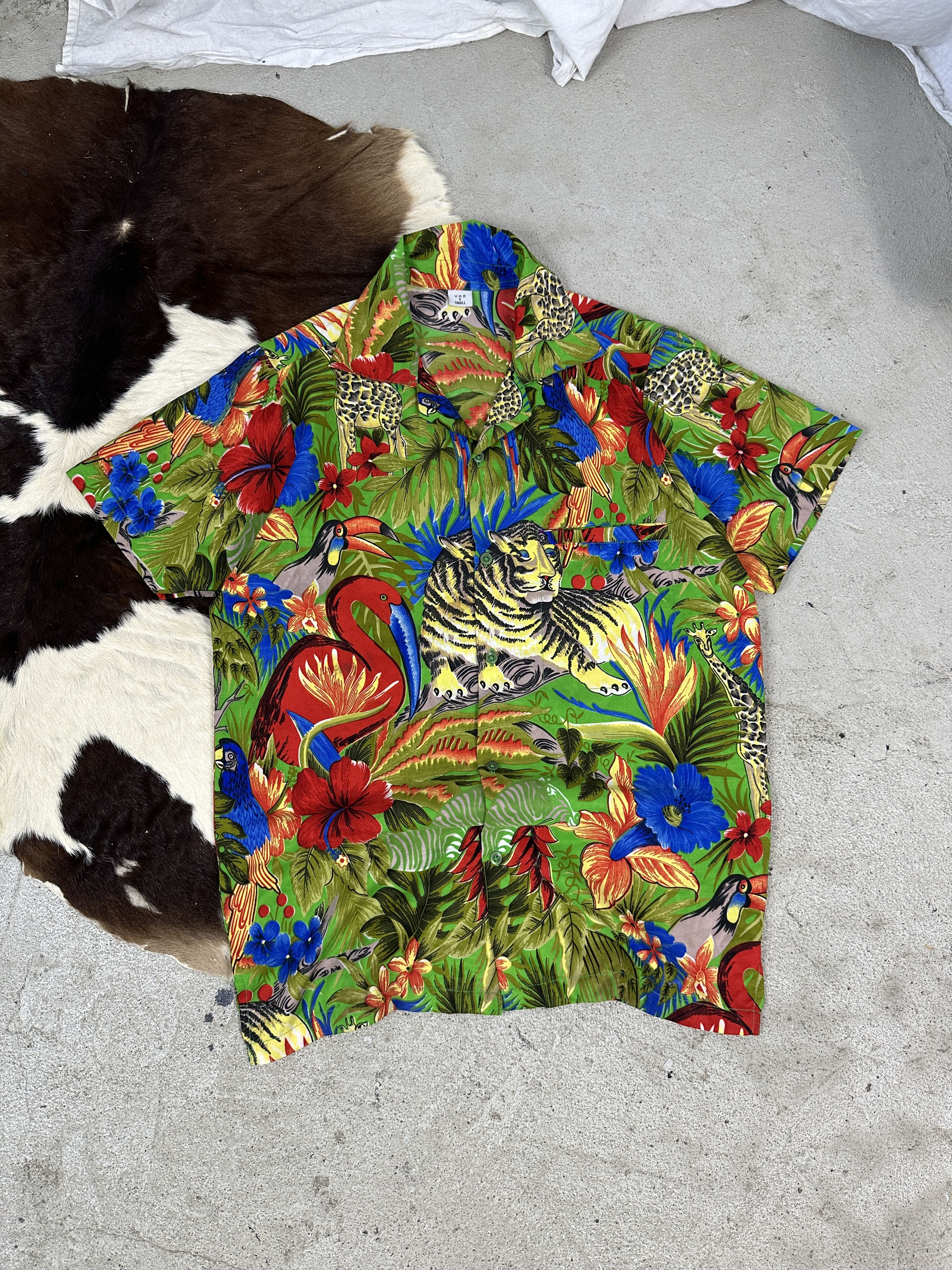 Vintage Vintage Streetwear Y2K Casual Summer Hawaiian Shirt Size US S / EU 44-46 / 1 - 1 Thumbnail
