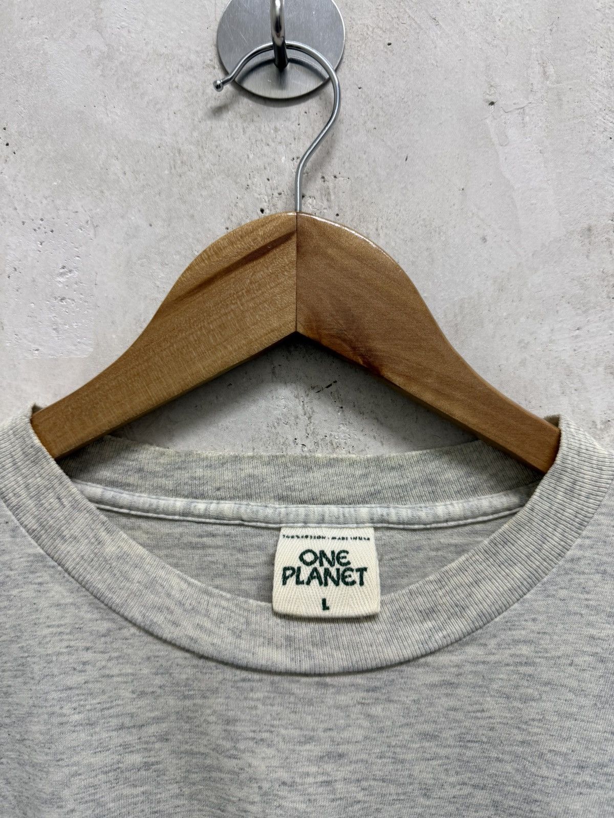 Habitat Vintage 90s One Planet Peace Habitat Tees Size US L / EU 52-54 / 3 - 6 Thumbnail