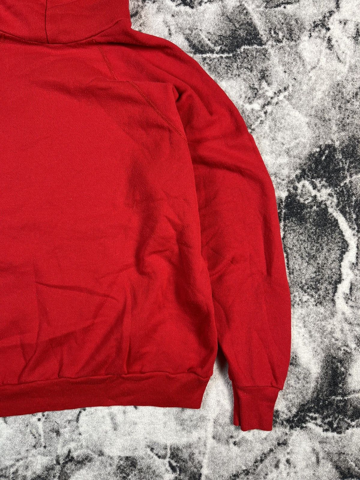 Vintage Vintage Wisconsin Badgers Hoodie USA Red XL Size US XL / EU 56 / 4 - 10 Thumbnail