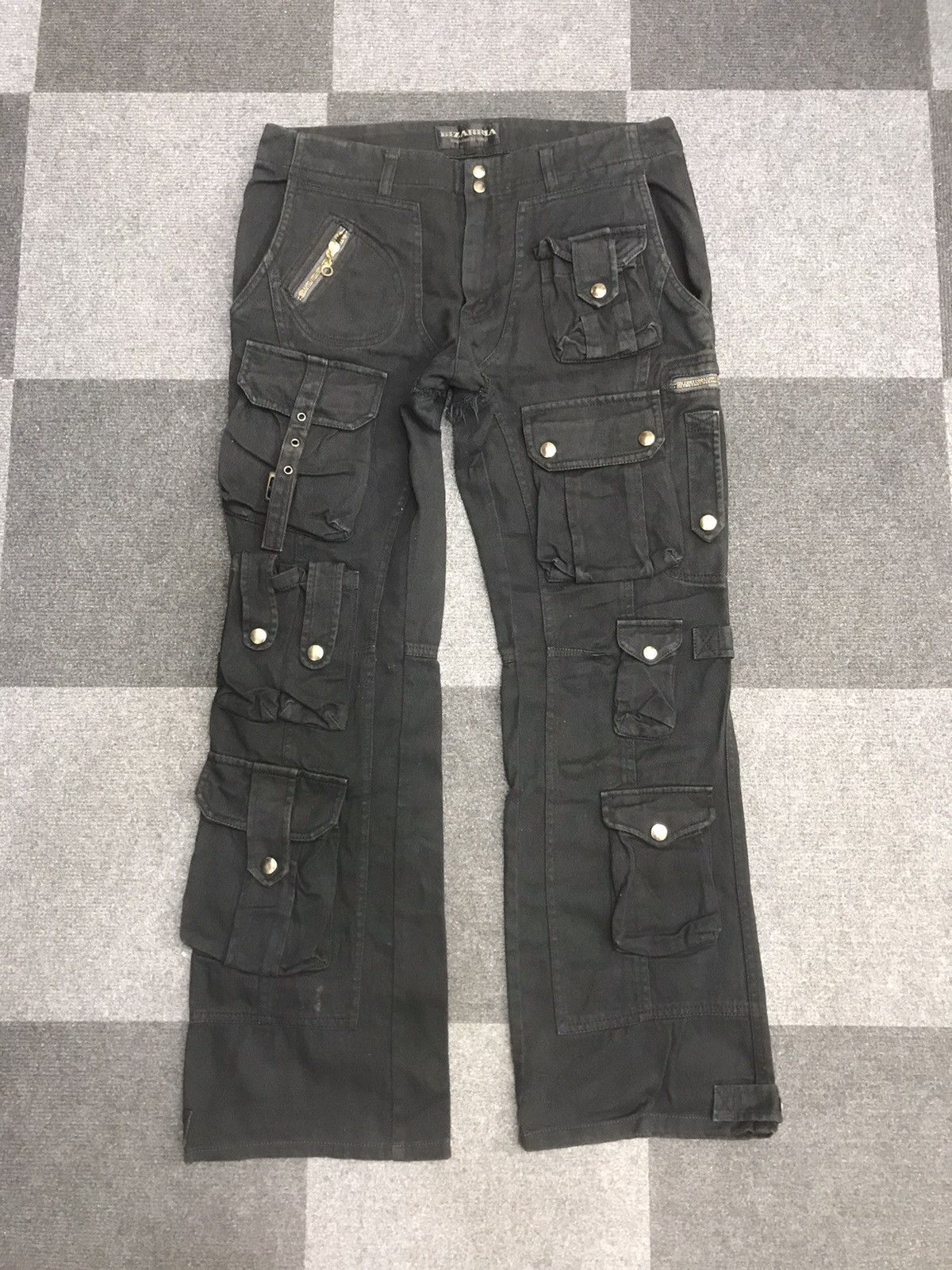 image of Flare Bizarria Multipockets Parachute Jeans in Black, Men's (Size 31)